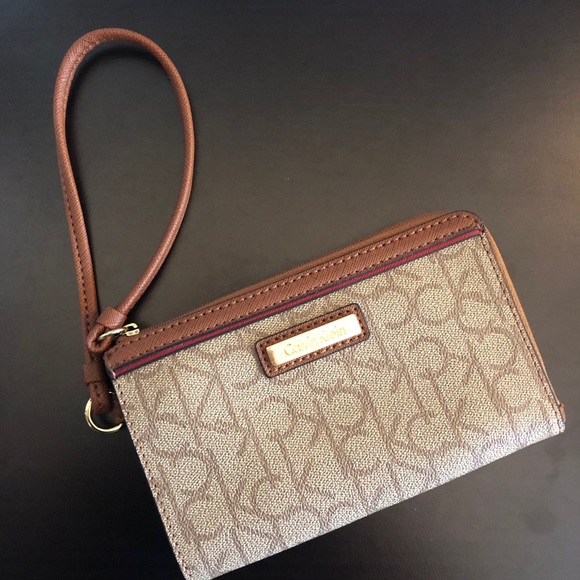 Calvin Klein Wristlet - Picture 2 of 12
